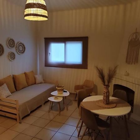 Studio 'Katerina By The Sea' Salamina Exterior foto